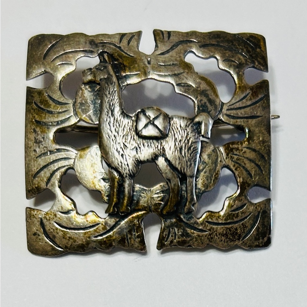sterling silver vintage brooch. CUD CUZCO Peru Llama 🦙. Great condition! Rare!